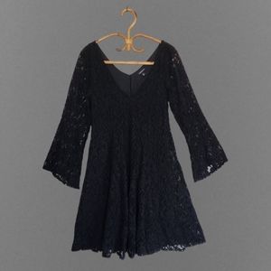 Torrid Black lace bellsleeved dress